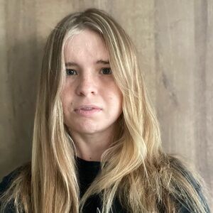 Meet your Posher, Dana